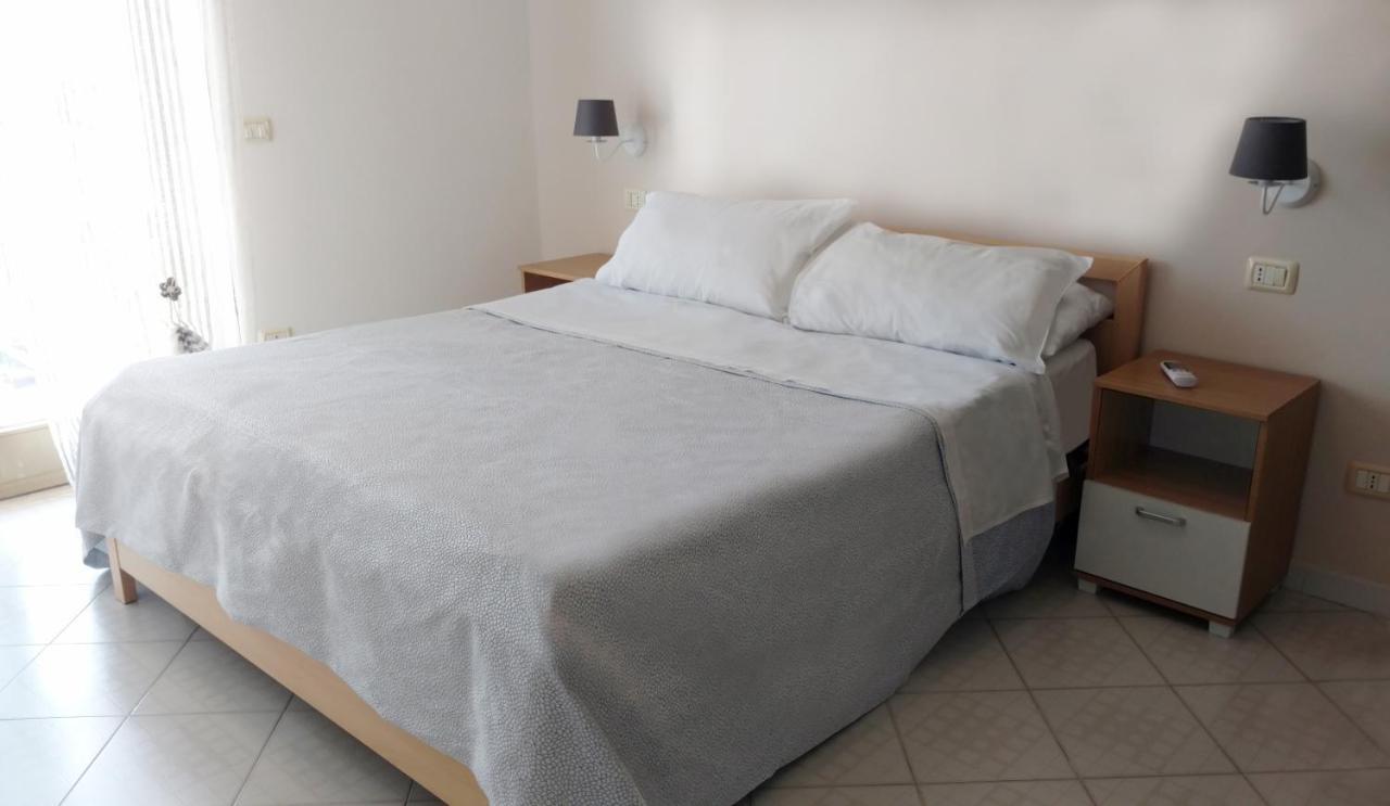 Top Apartment Catanzaro Exterior foto